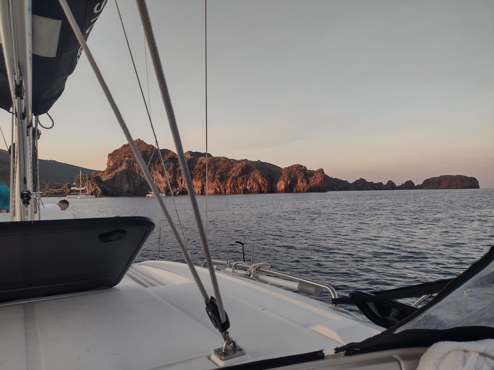 Archipelag Wysp Liparyjskich: smakuj Dolce Vita pod żaglami