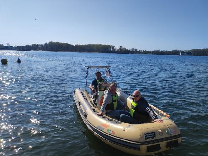 Sternik motorowodny